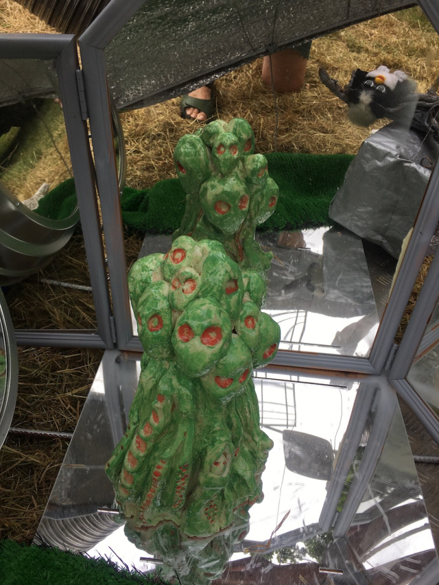 Hug Me II, Hug Me II